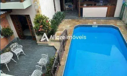 Casa c/ 4 quartos, 2 suítes e 4 vagas, 338m², à venda no bairro Vila Albertina, por 1.550.000,00