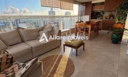 Apartamento c/ 3 quartos, 2 suítes e 3 vagas, 113m², à venda no Condomínio Trovi Mooca, no bairro Mooca, por 1.750.000,00