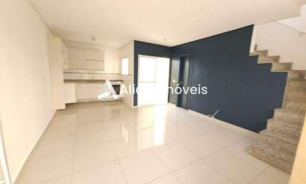 Casa c/ 2 quartos, 2 suítes e 2 vagas, 110m², para aluguel no Condomínio Residencial Villagio Mooca, no bairro Alto da Mooca, por 3.300,00