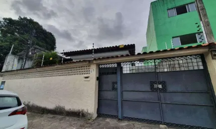Casa comercial à venda na Rua Silveira Lira, 85, Tamarineira, Recife