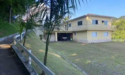 Vendo chacara com 20.000 m²  03 casas as margens da tamios em paraibuna - sp