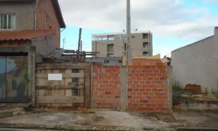 Terreno à venda na Rua Camila Hadade, 0, 252, Jardim Santa Rosa, Sorocaba