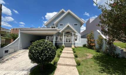 Casa com 4 Quartos sendo 2 suítes e 2 vagas - Belvedere II
