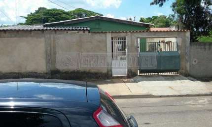 Casa com 2 quartos à venda na Rua Augusta Frederico Oliveira, 38, Vila Helena, Sorocaba