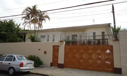 Casa com 3 quartos à venda na Rua Sylvio Campolim, 0, 382, Jardim América, Sorocaba