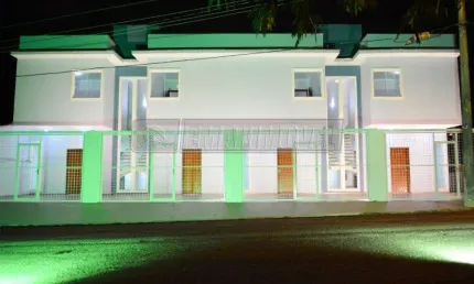 Casa com 2 quartos à venda na Rua Bento Mascarenhas, 147, Jardim São Carlos, Sorocaba