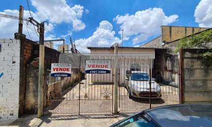 Casa com 2 quartos à venda na Rua Adolfo Grizzi Dos Santos, 31, Jardim Piratininga, Sorocaba