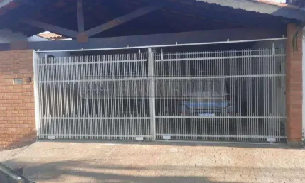 Casa com 3 quartos à venda na Rua Almir Muza Soares, 143, Jardim Santa Bárbara, Sorocaba