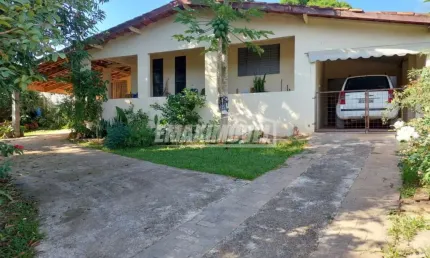 Chácara / sítio com 3 quartos à venda na Estrada Doutor Celso Charuri, Rua Benedita Maria De Jesus, 45, Barreiro, Araçoiaba da Serra