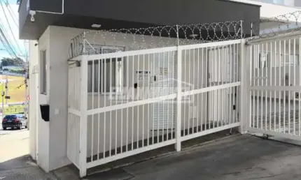 Casa em condomínio fechado com 2 quartos à venda na Rua Doutor Américo Figueiredo, Casa, 1640, Jardim Simus, Sorocaba