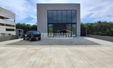 Galpão com 394 m² no Alphaville Nova Esplanda em Votorantim/SP