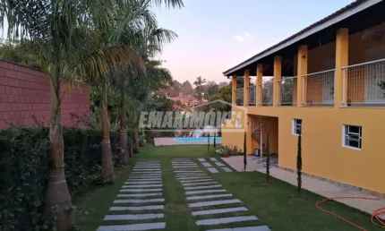 Chácara / sítio com 3 quartos à venda na Daniel Vieira Rodrigues, 1360, Jardim Nossa Senhora Salete, Araçoiaba da Serra
