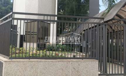 Apartamento com 3 quartos para alugar na Avenida Moreira César, Bloco úNico, 242, Centro, Sorocaba