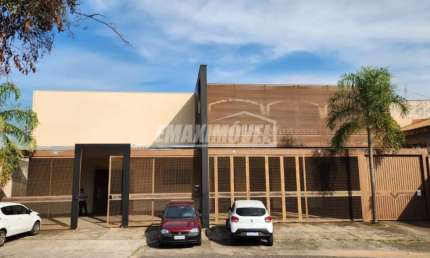 Salão comercial de 872m² para locação - Vila Barcelona