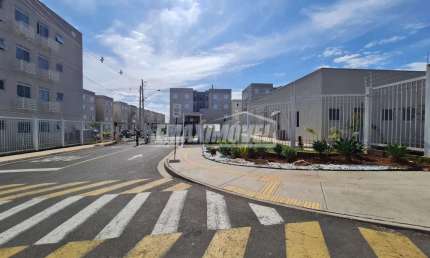 Apartamento com 2 quartos para alugar na Estrada Do Fioravante, Bloco S, 285, Aparecidinha, Sorocaba