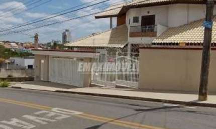 Casa com 4 quartos para alugar na Rua Vitoria Sacker Reze, 489, Jardim Pagliato, Sorocaba
