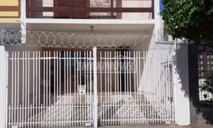 Casa com 3 quartos à venda na Rua Adelina Pannunzio, 159, Jardim Siriema, Sorocaba