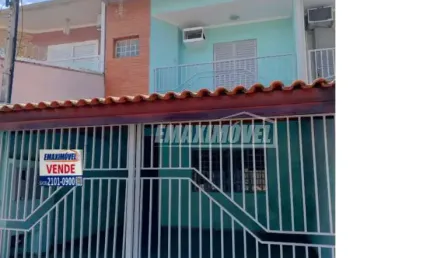 Casa com 3 quartos à venda na Rua Coronel Paulo Foot Guimarães, 34, Jardim Rosália Alcolea, Sorocaba