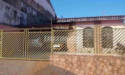 Casa com 3 quartos à venda na Rua Lucimara Godoy Zambonini, 148, Jardim Moncayo, Sorocaba