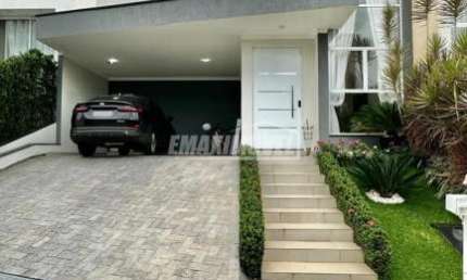 Casa com 3 Suítes, 4 vagas e Espaço Gourmet - Av. Elias Maluf