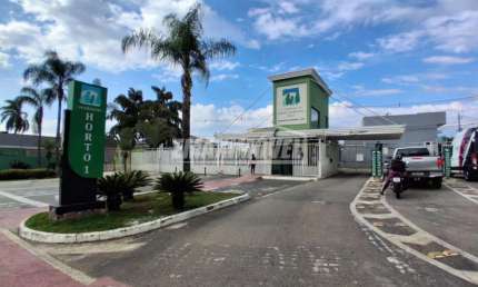 Casa Sobrado para Locação em Condomínio Fechado - Ampla, Completa e Confortável!