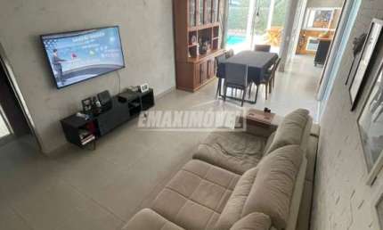 Casa em condomínio fechado com 3 quartos para alugar na Rua ÂNgelo Pupin, Quadra C 1, 75, Parque Residencial Villa dos Inglezes, Sorocaba