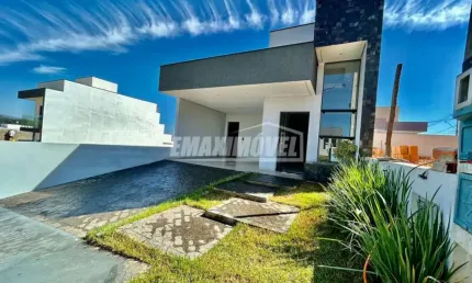Casa com 3 quartos sendo 1 suíte e 2 vagas no villagio ipanema!