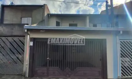 Sobrado com 3 quartos sendo 1 suíte no bairro Wanel Ville 2