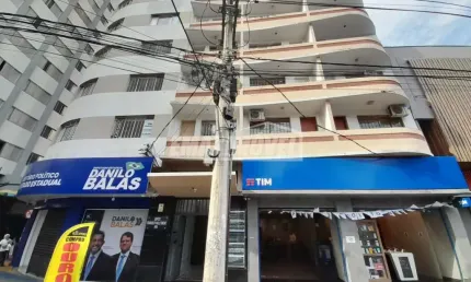 Apartamento para locação no centro de sorocaba - vista para a catedral