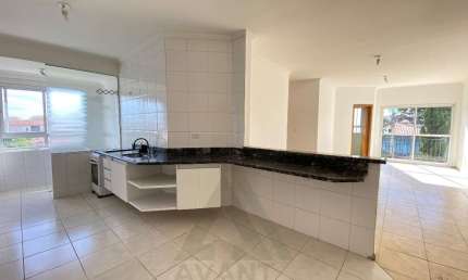 Apartamento à venda na Vila Planalto em Vinhedo - Excelente Localização - Seguro - Duas suítes - 4 vagas de Garagem cobertas 3 banheiros e 1 lavabo