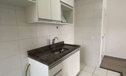 Apartamento para locação em Vinhedo-SP, bairro Florença I: 2 quartos, 2 salas, 1 banheiro, 1 vaga de garagem.