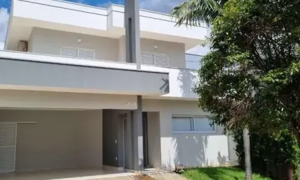 Casa no  Condomínio  Reserva da Mata em Vinhedo-SP: 3 Quartos, 3 Suítes, 2 Salas e 203m² de Área