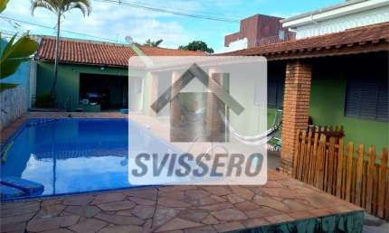 Casa com 3 quartos à venda na Itacuruçá, Parque São João, Bauru