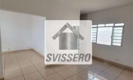 Casa com 3 quartos para locação em Vila São João Da Boa Vista - SP