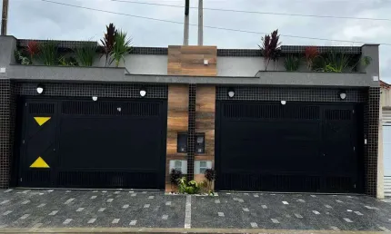 Casa com 3 quartos à venda na Rua Antônio Reinaldo Gonçalves, 349, Vila Caiçara, Praia Grande