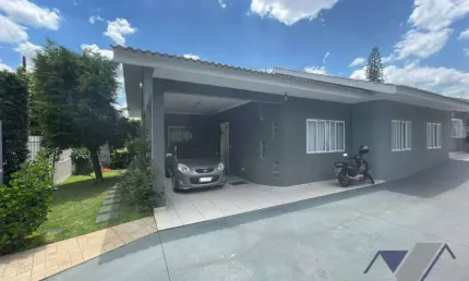 Casa com 3 dormitórios à venda, 175 m² por R$ 780.000,00 - Centro - Cascavel/PR