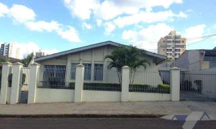 Casa com 3 dormitórios à venda, 263 m² por R$ 2.000.000,00 - Centro - Cascavel/PR
