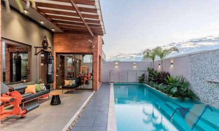 Sobrado com 4 dormitórios à venda, 291 m² por R$ 2.380.000,00 - Alto Alegre - Cascavel/PR