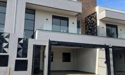 Sobrado à venda, 135 m² por R$ 807.000,00 - Centro - Cascavel/PR