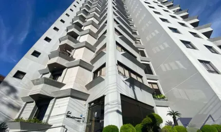 Apartamento à venda por R$ 2.800.000,00 - Centro - Cascavel/PR