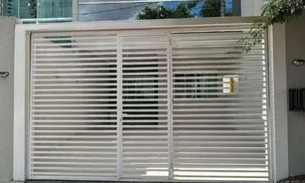 Sobrado com 3 dormitórios à venda, 140 m² por R$ 750.000,00 - Santa Cruz - Cascavel/PR