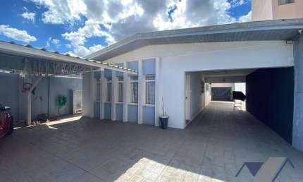 Casa com 3 dormitórios para alugar por R$ 6.500,00/mês - Vila Tolentino - Cascavel/PR