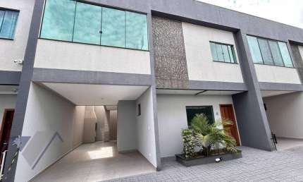Sobrado com 3 dormitórios à venda, 127 m² por R$ 599.000,00 - Santa Felicidade - Cascavel/PR