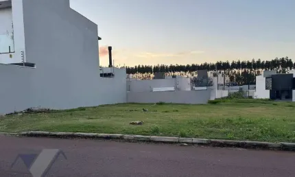 Terreno à venda, 301 m² por R$ 475.000,00 - Tropical III - Cascavel/PR