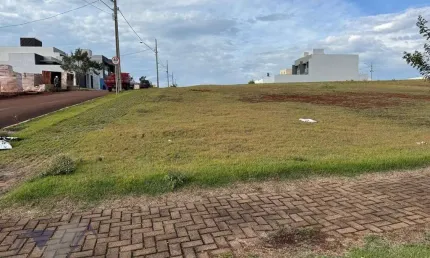Terreno à venda, 589 m² por R$ 786.000,00 - Tropical III - Cascavel/PR