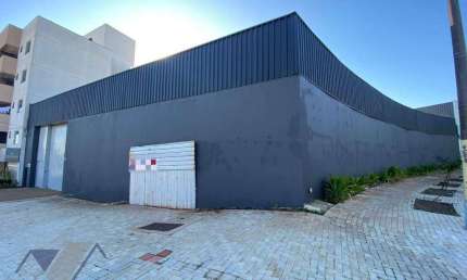 Barracão para alugar por R$ 20.000,00/mês - Centro - Cascavel/PR