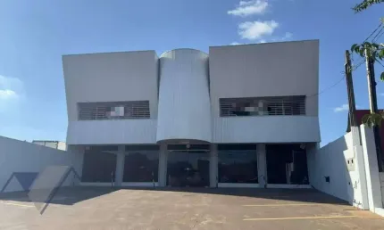 Barracão para alugar, 929 m² por R$ 30.000,00/mês - Pacaembu - Cascavel/PR