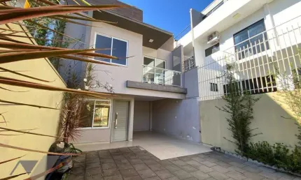 Sobrado com 3 dormitórios à venda, 131 m² por R$ 850.000,00 - Cancelli - Cascavel/PR