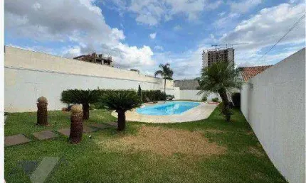 Sobrado com 3 dormitórios para alugar, 212 m² por R$ 12.000,00/mês - Coqueiral - Cascavel/PR
