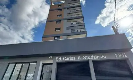 Apartamento com 3 quartos para alugar na Rua Nereu Ramos, Centro, Cascavel